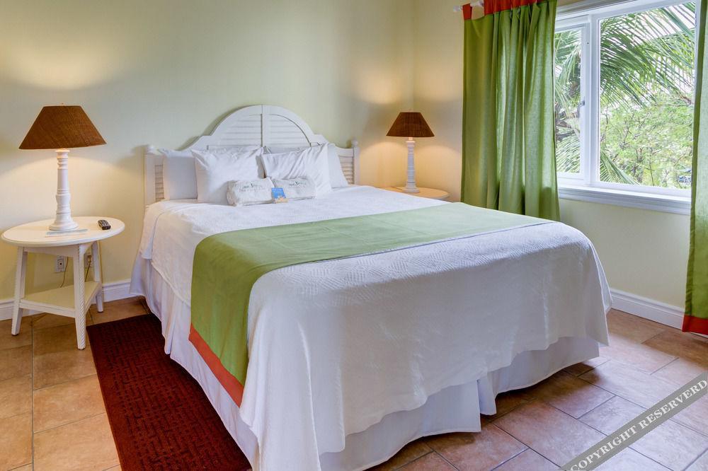 Aparthotel Pineapple Fields à Governor S Harbour Extérieur photo
